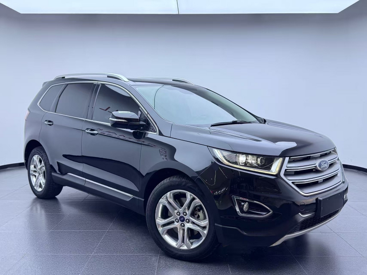 Edge 2016 EcoBoost 245 RWD 7-Seater photo 3