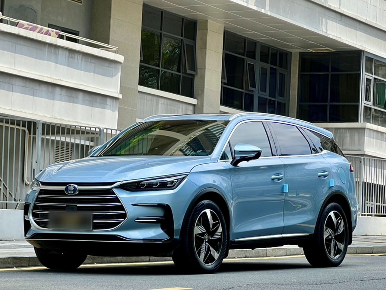 Tang EV 2023 DM-i Champion 112KM Exclusive