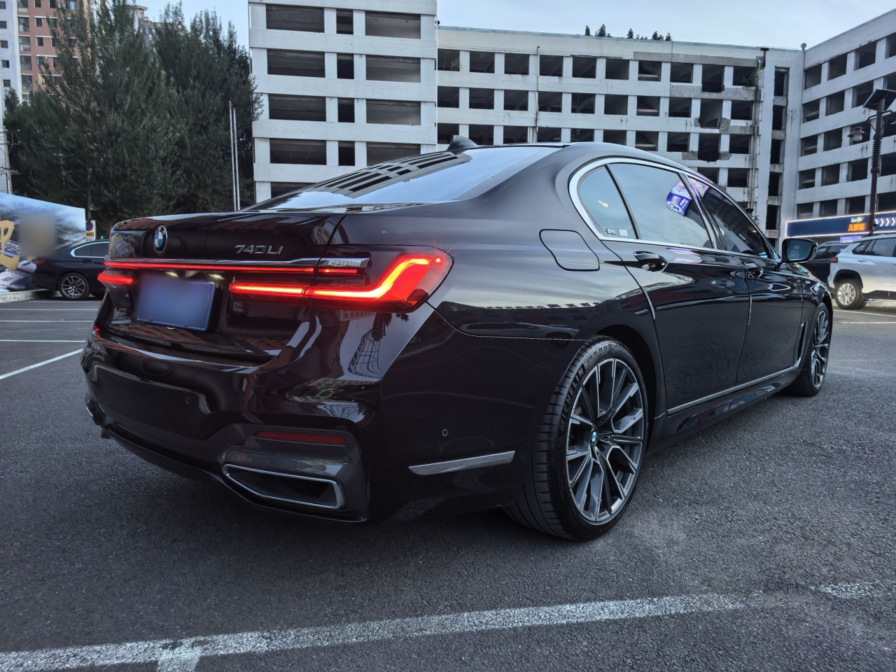7 Series 2019 730Li M Sport Package photo 4