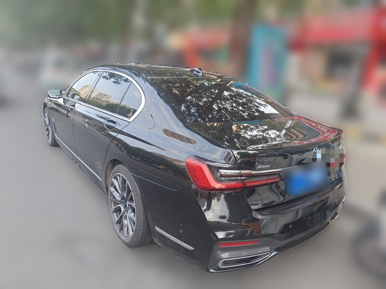 7 Series 2019 740Li Leading M Sport Package photo 4