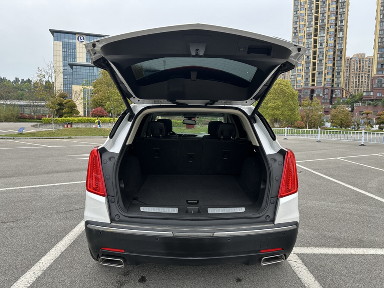 XT5 2017 28T AWD Luxury photo 4