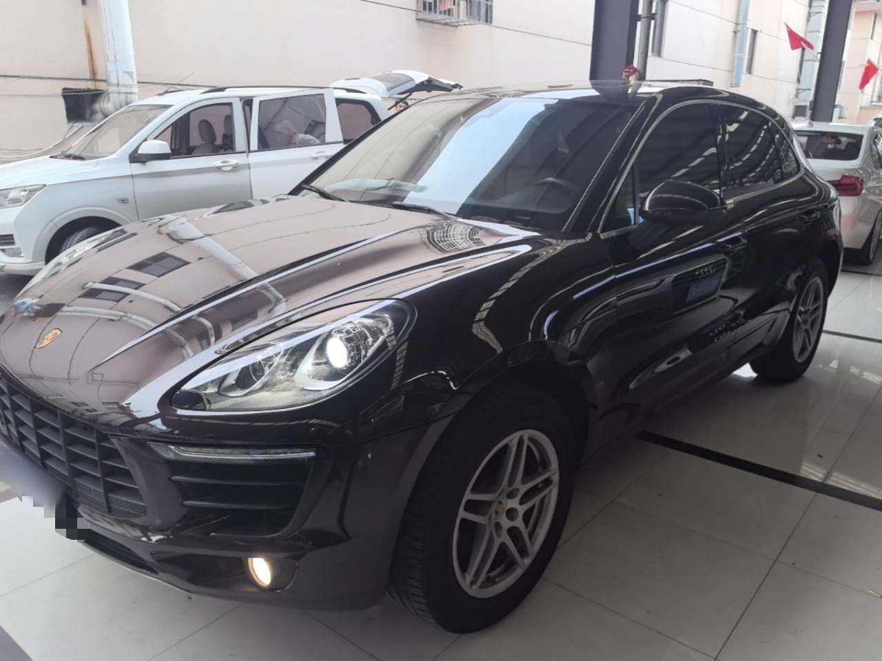 2017 Macan 2.0T