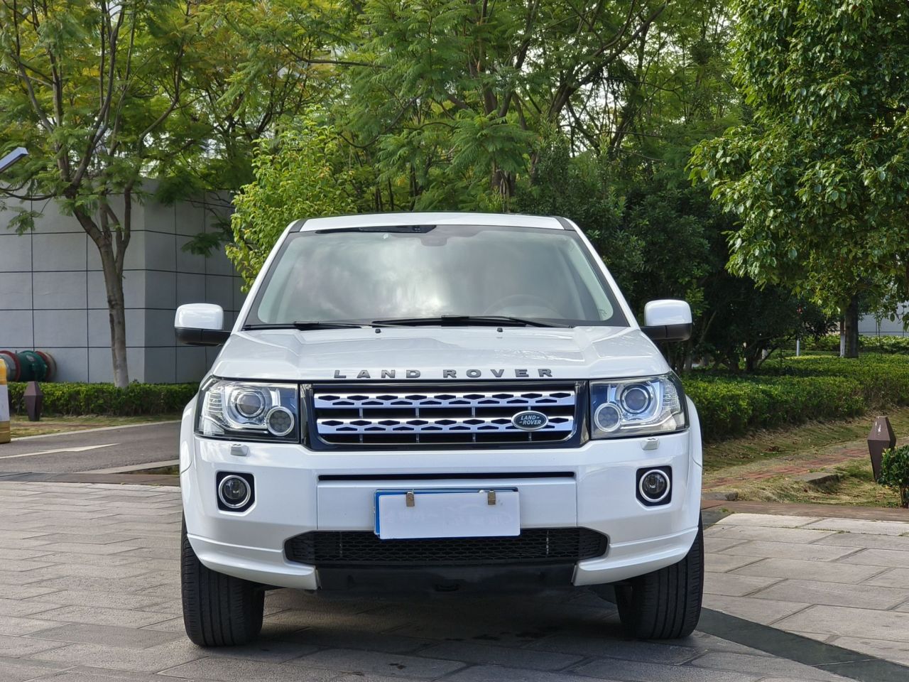 Freelander 2 2013 2.0T Si4 SE Petrol photo 2