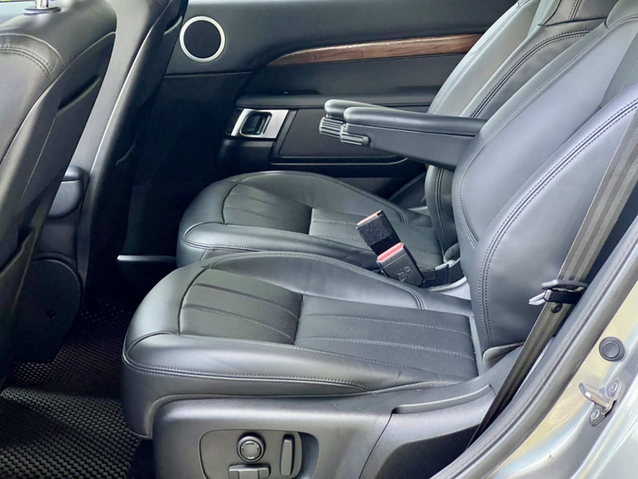 Discovery 2018 3.0 SC V6 HSE photo 4