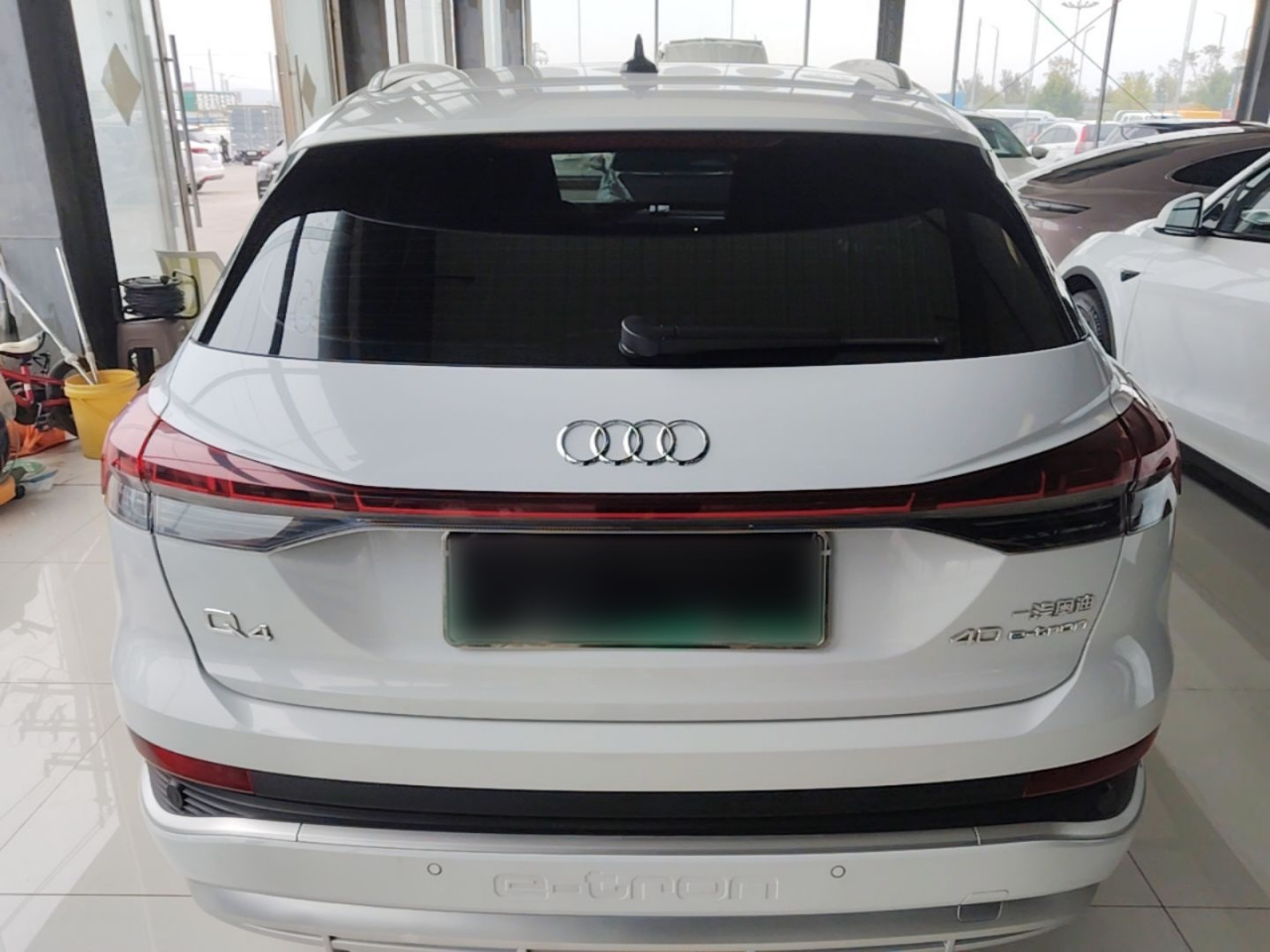 Q4 e-tron 2023 40 e-tron photo 5