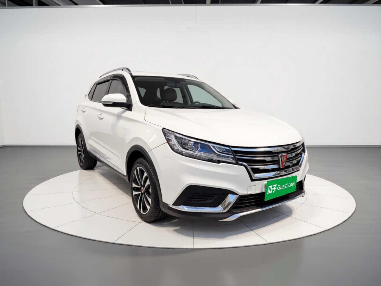 RX3 2020 1.6L MT 4G Elite photo 3