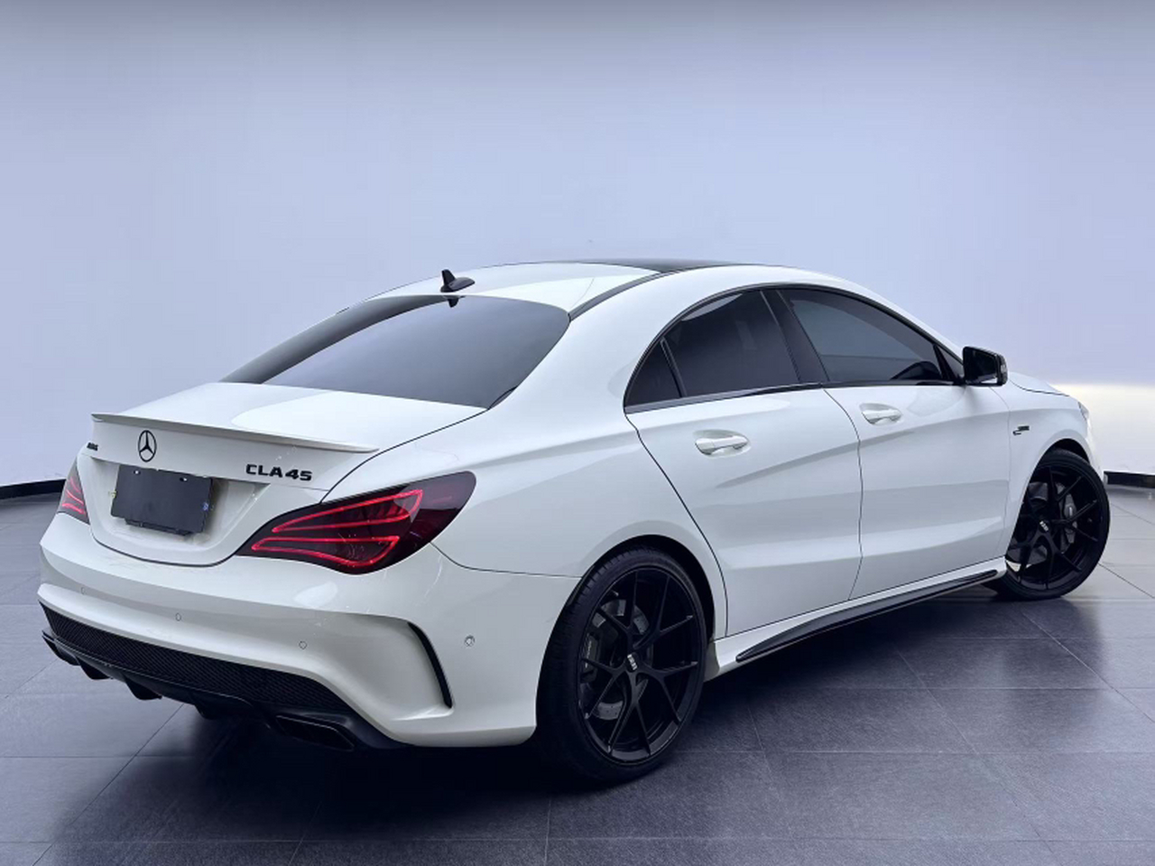 CLA AMG 2016 AMG CLA 45 4MATIC photo 4