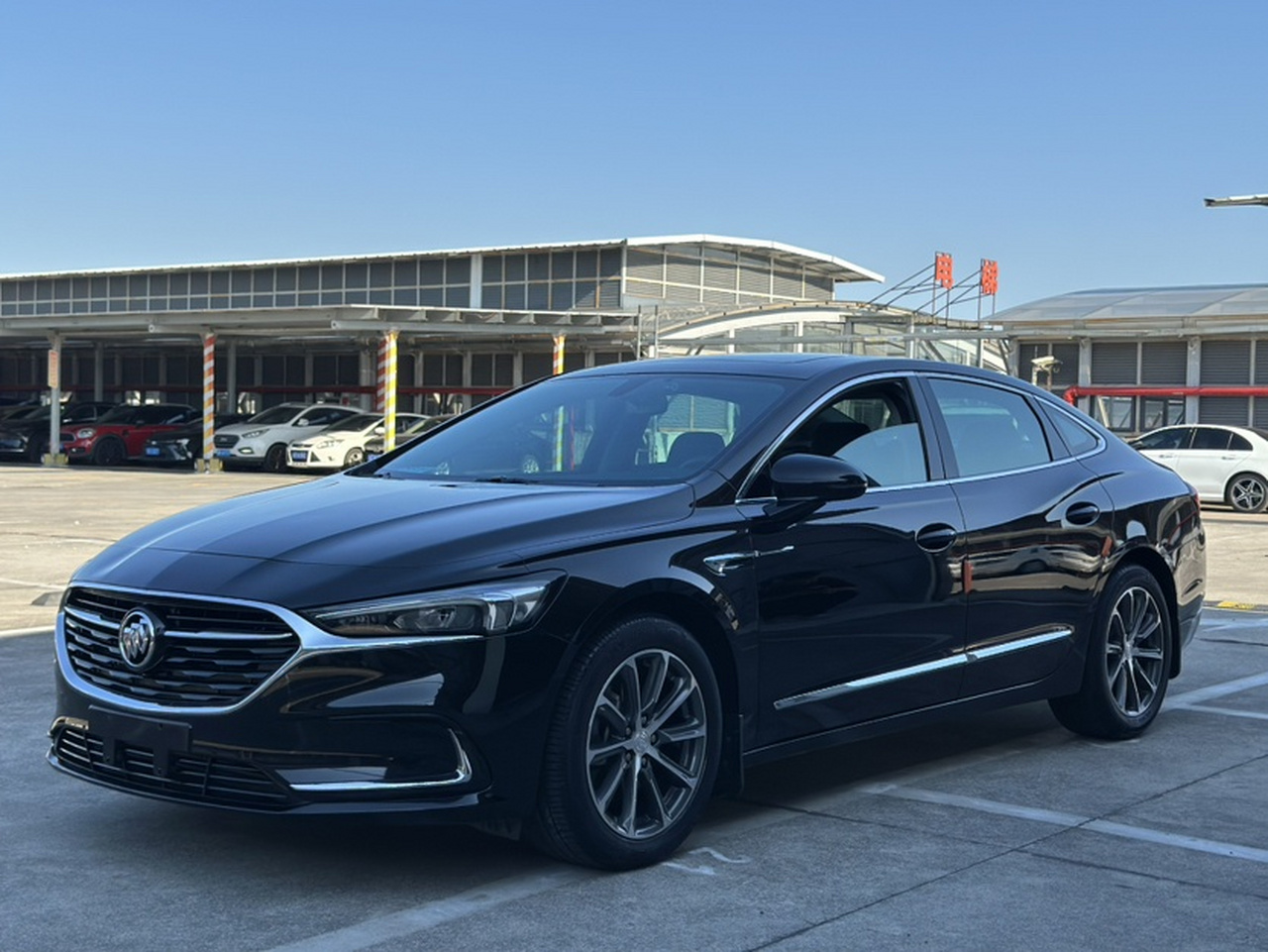 LaCrosse 2022 652T Luxury