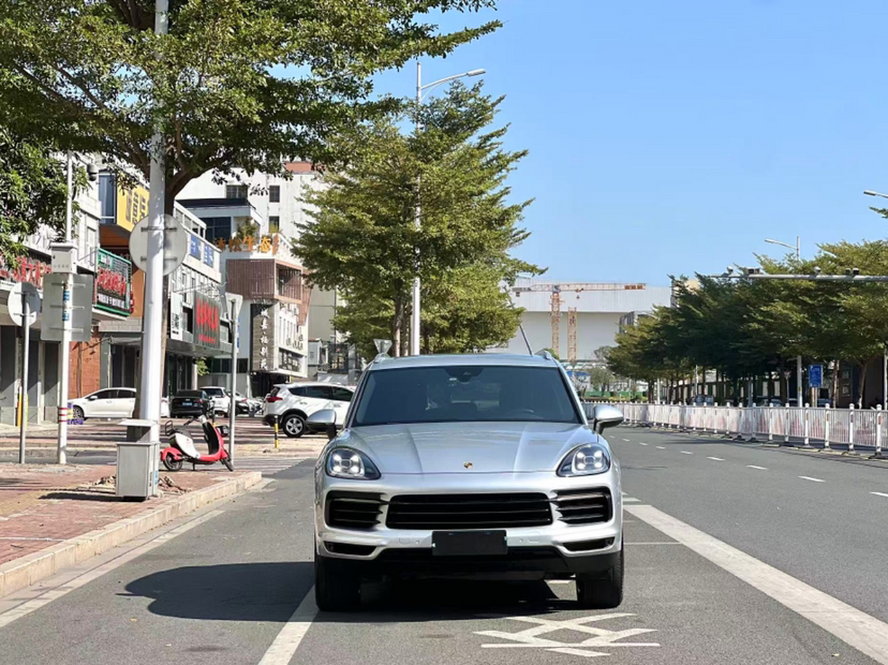 2018 Cayenne 3.0T photo 2