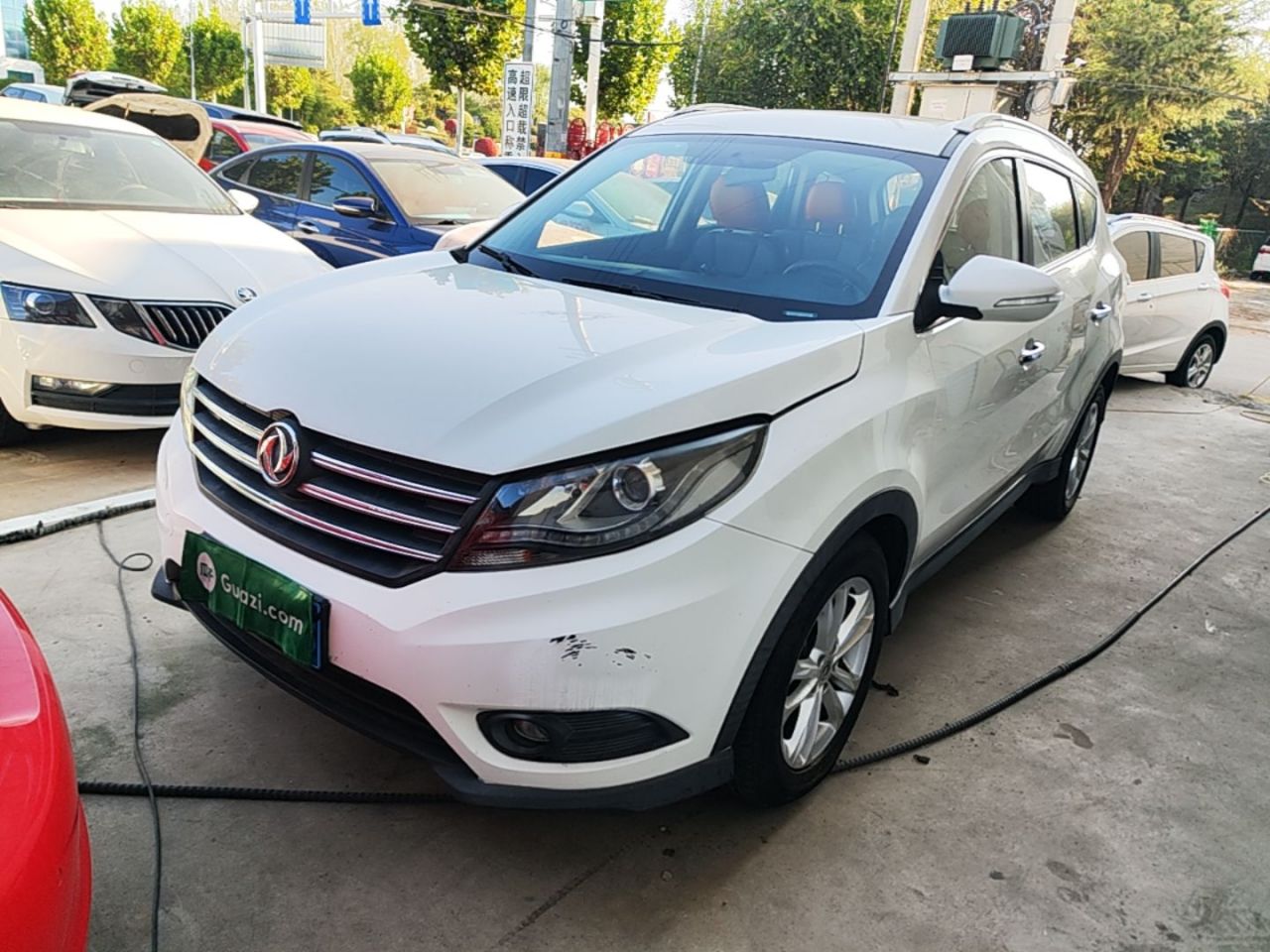 Fengon 580 2017 1.8L MT Comfort