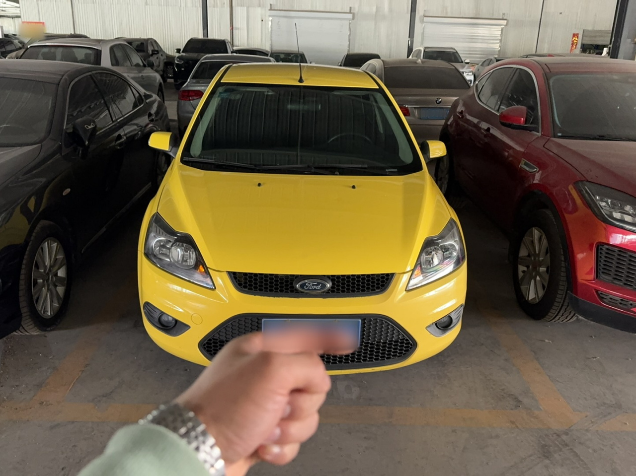 Focus 2013 Hatchback Classic 1.8L AT photo 2