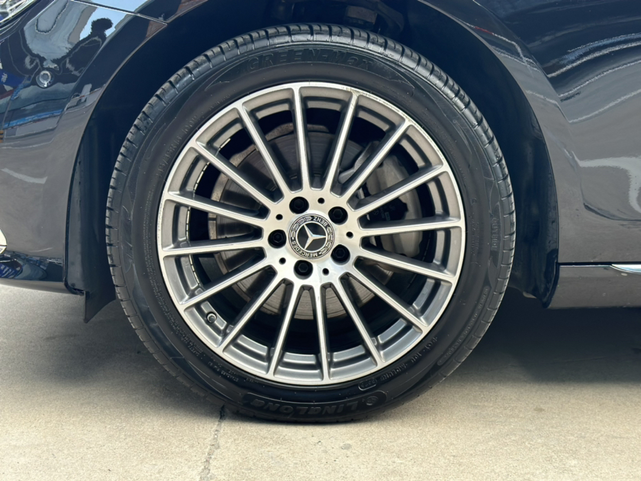 E-Class 2022 E 260 L photo 3