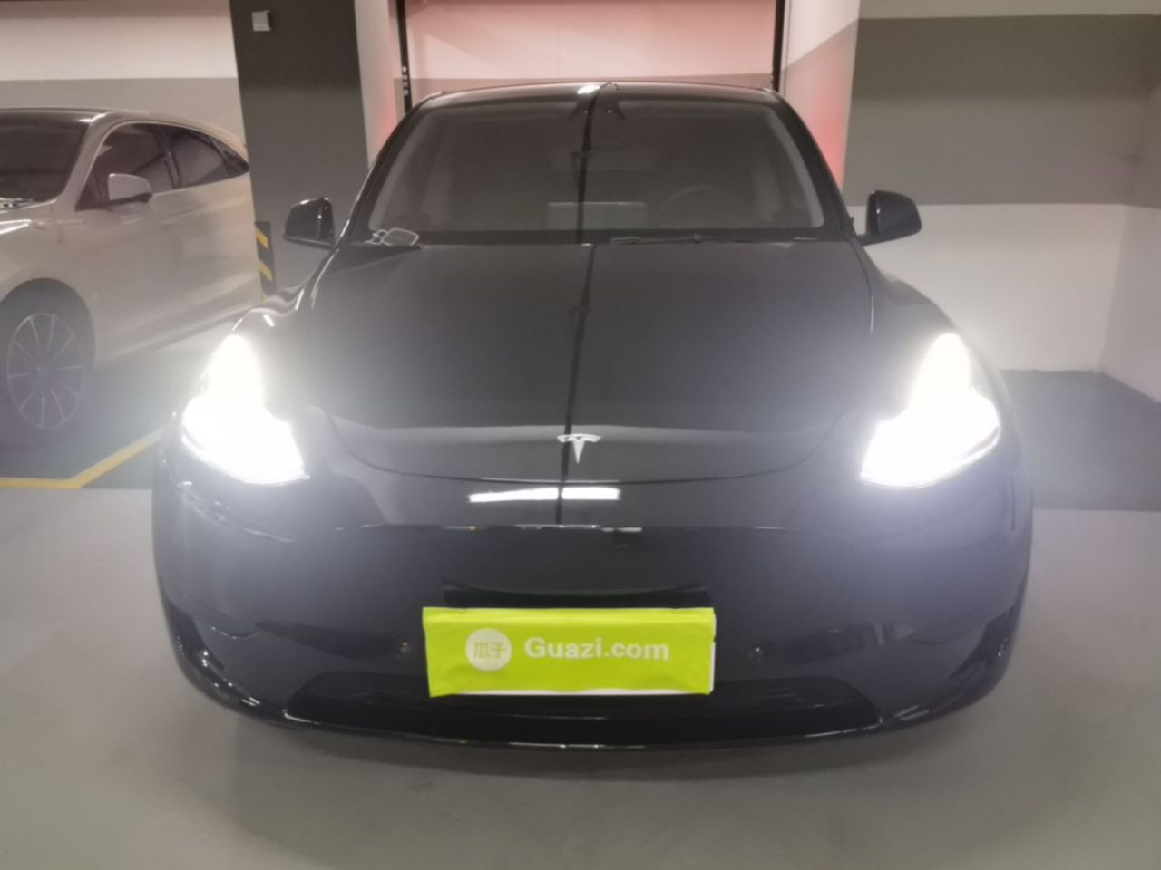 Model Y 2023 RWD photo 2