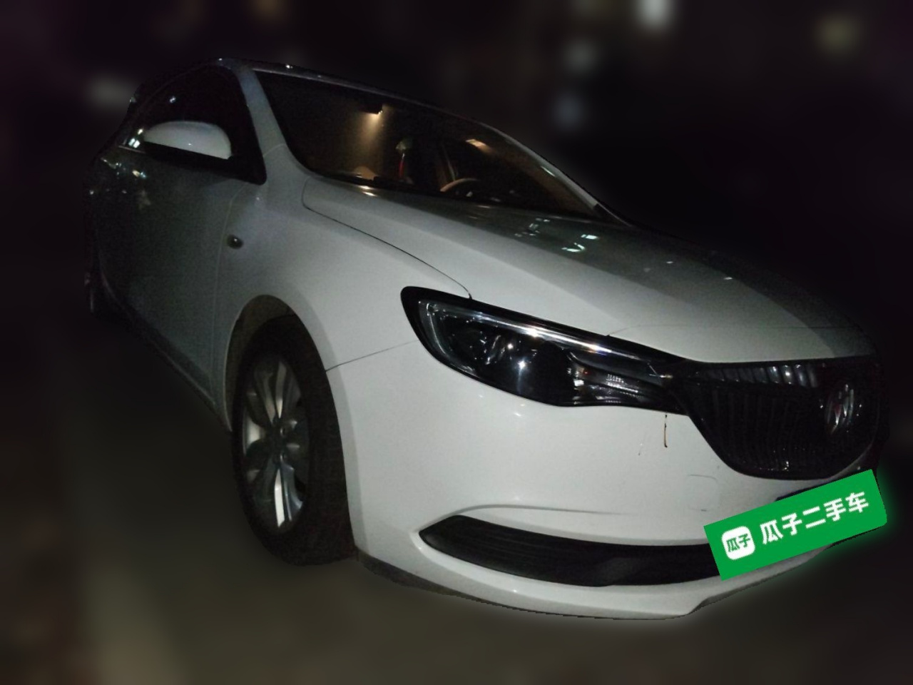 Excelle 2021 Facelift Classic 1.5L AT Elite photo 3