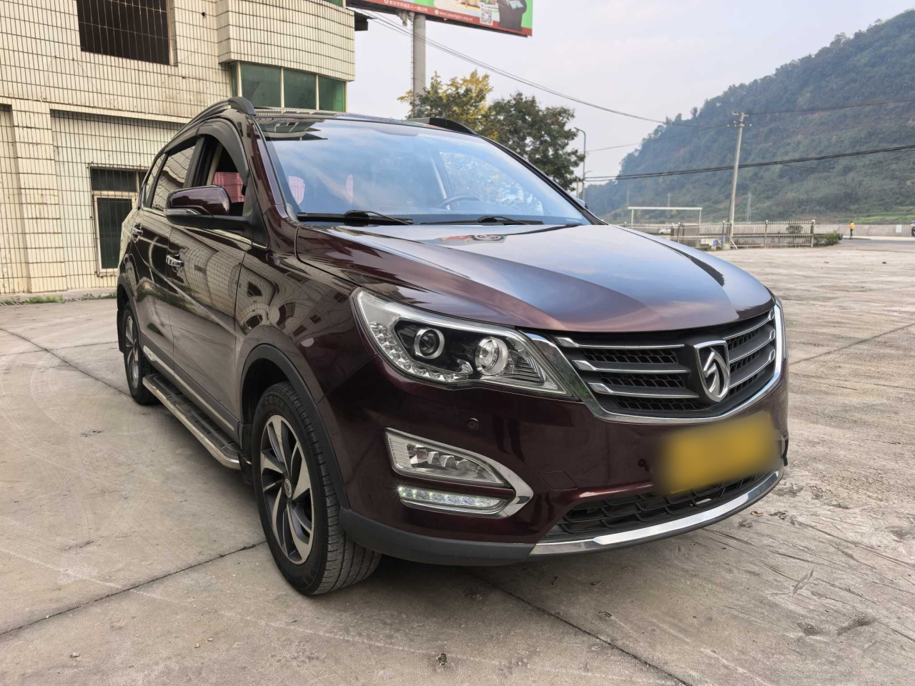 560 2016 1.8L iAMT Luxury photo 3