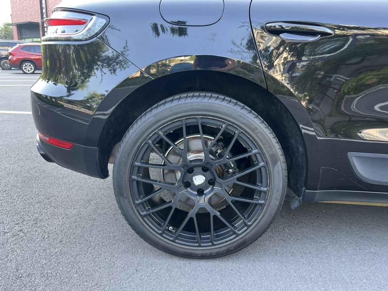 2020 Macan 2.0T photo 3