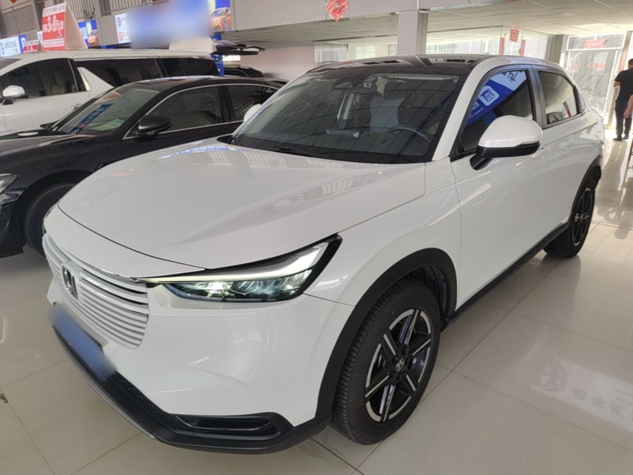 Vezel 2023 1.5L CVT Tech