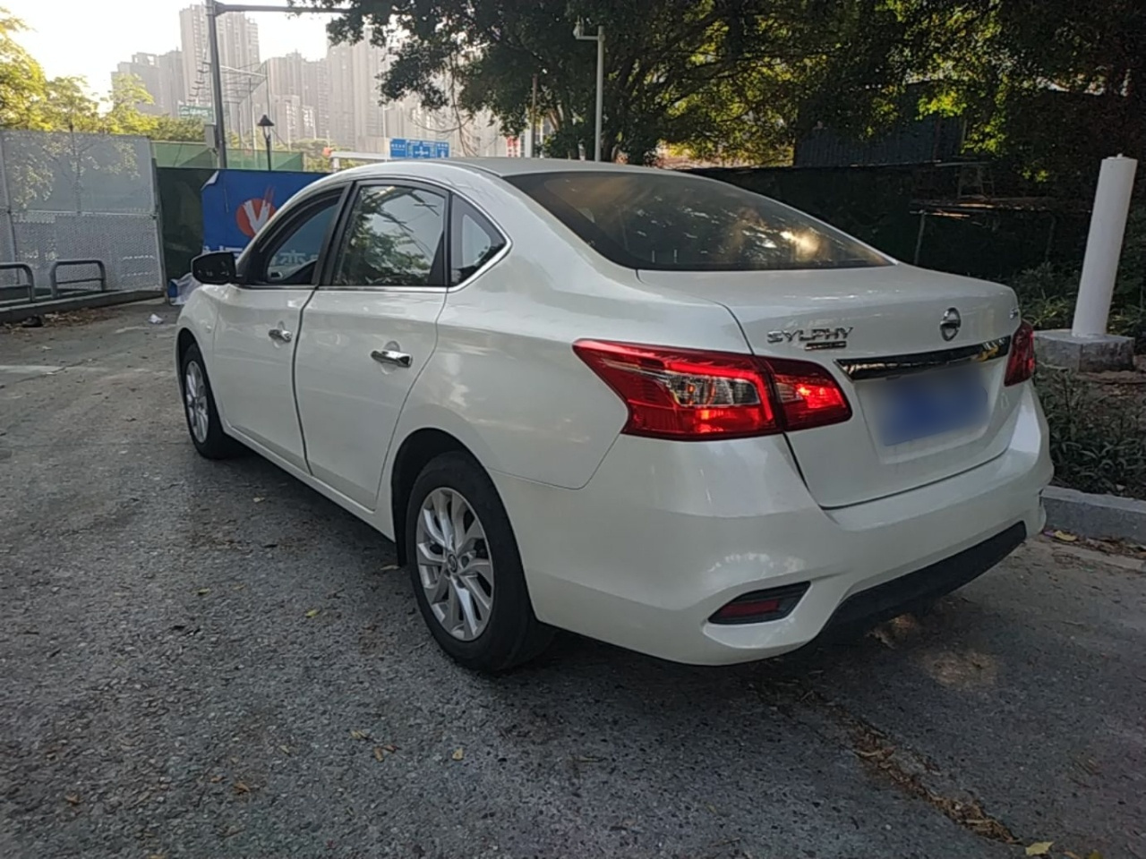 Sylphy 2022 Classic 1.6XL CVT Luxury photo 4