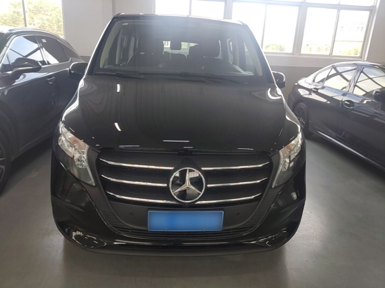 Vito 2024 2.0T Business 7-Seater photo 2