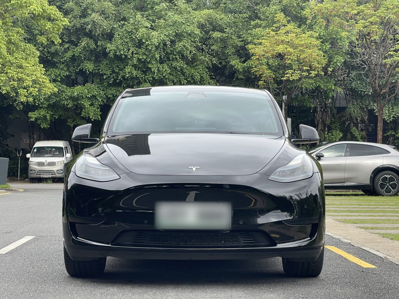 Model Y 2022 Facelift RWD photo 2