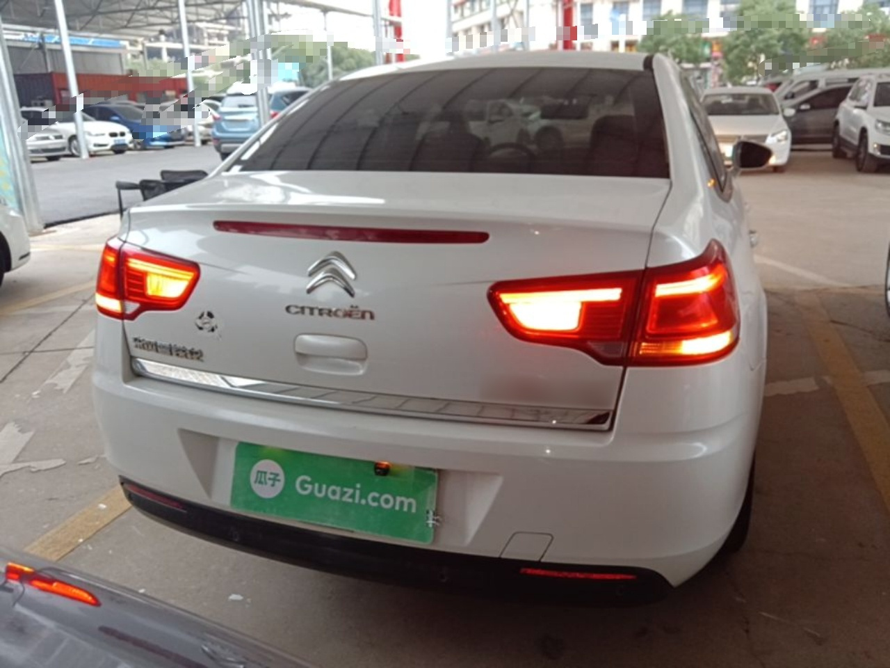 2013 Sedan 1.6L MT photo 3