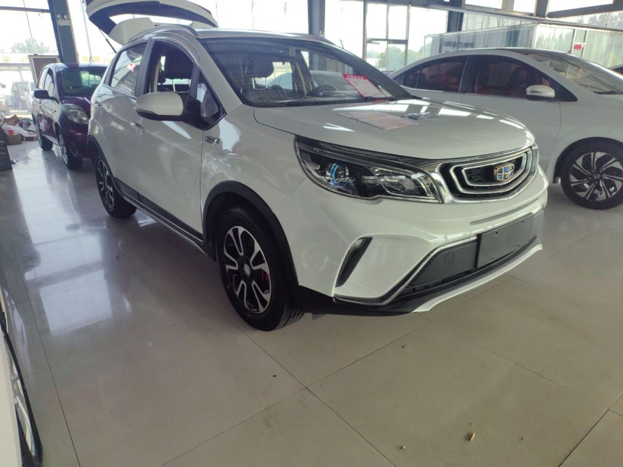 Vision X3 2018 1.5L AT photo 3