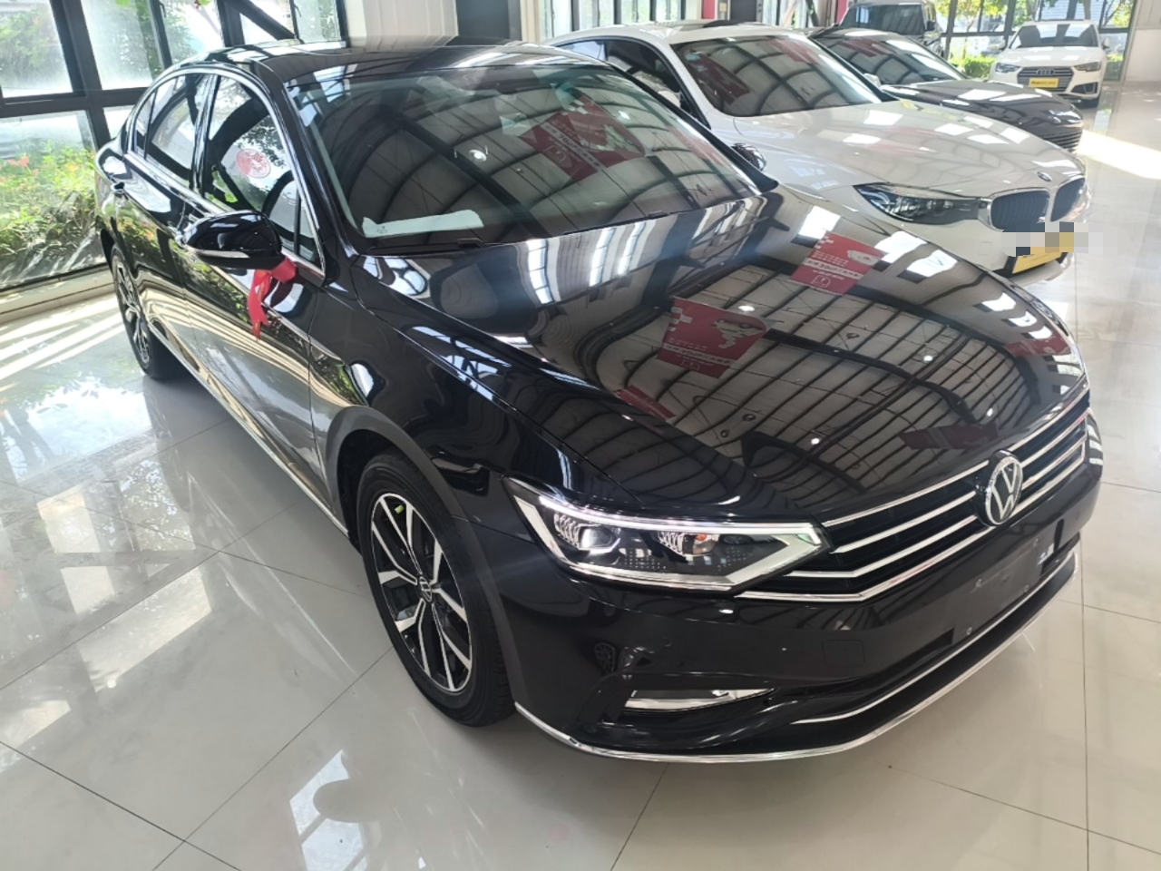 Magotan 2020 330TSI DSG Leading photo 3