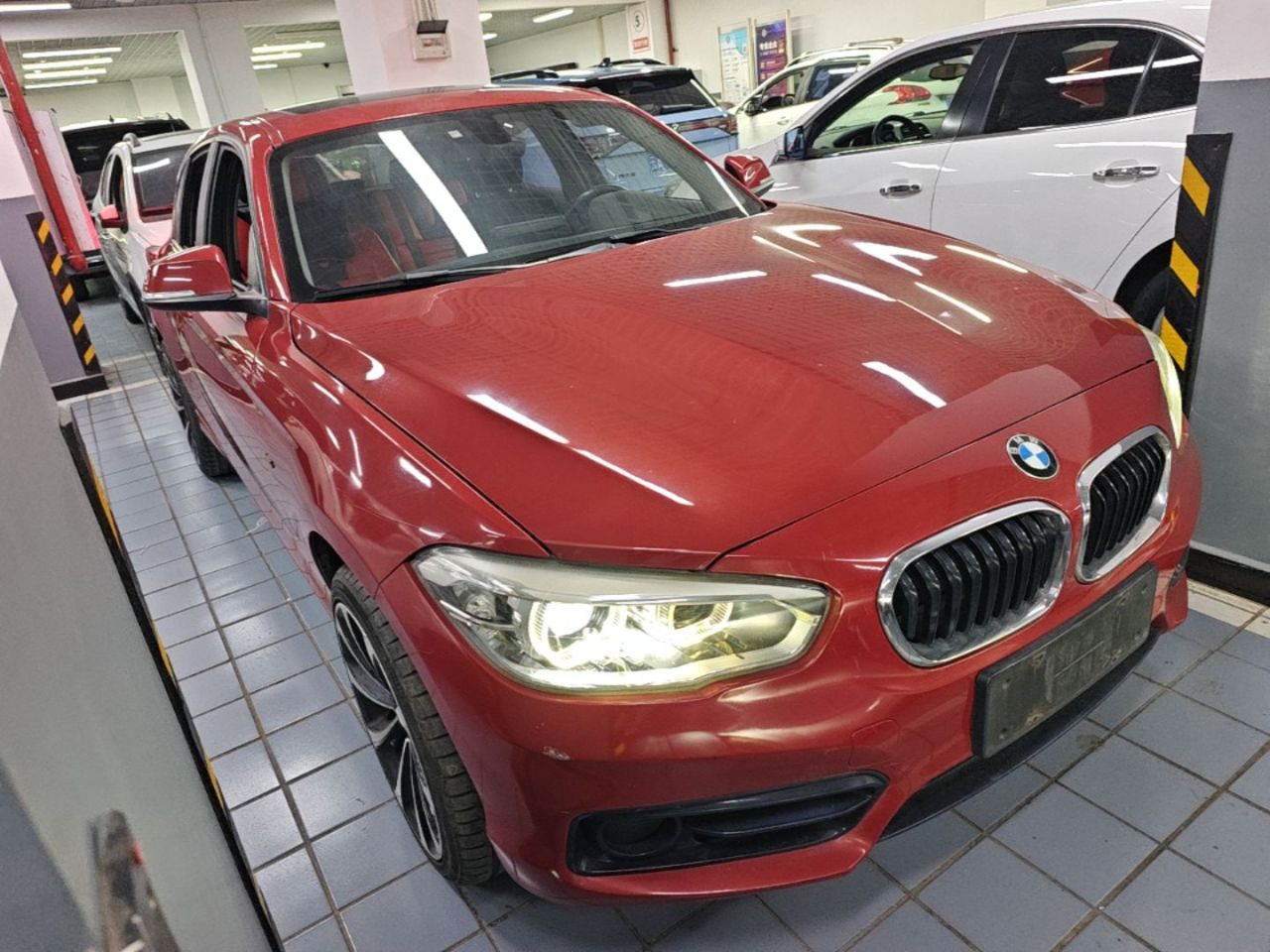 1 Series Imported 2016 120i Sport Design Package photo 3