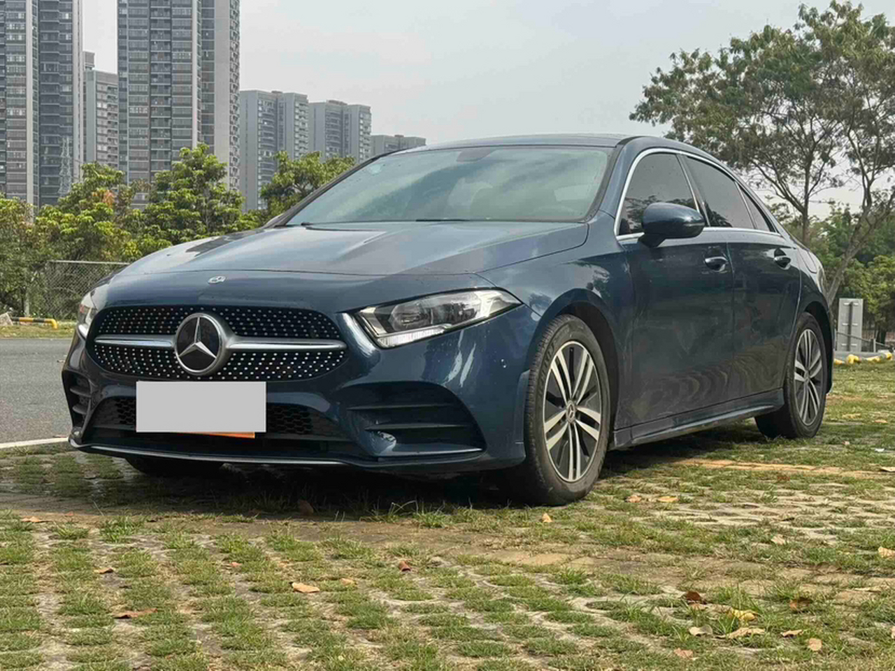 A-Class 2019 A 180 L Sport