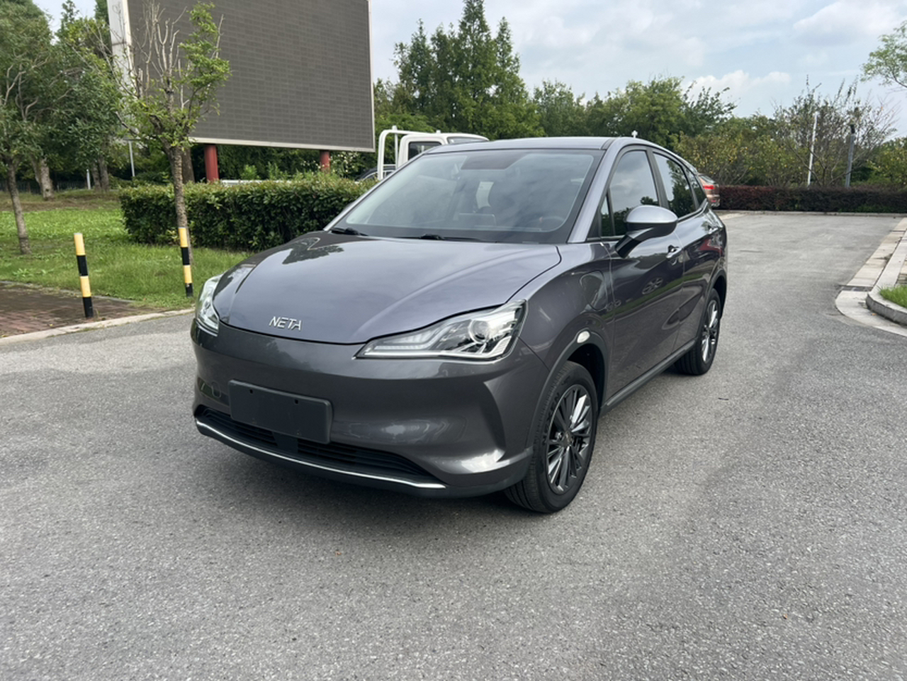 Neta V 2022 400 Lite