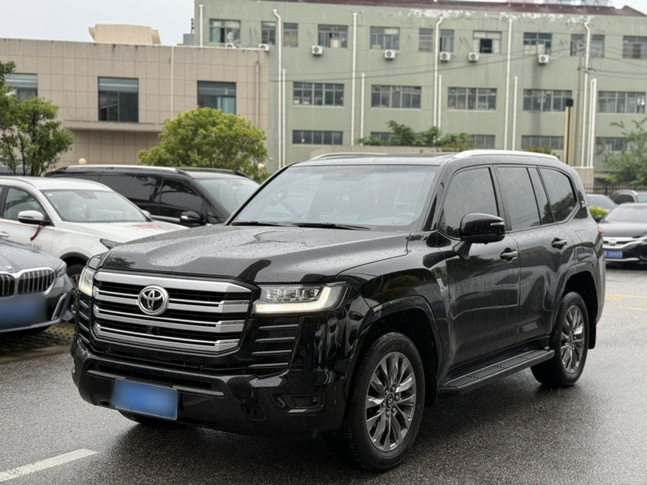 Land Cruiser Parallel Import
