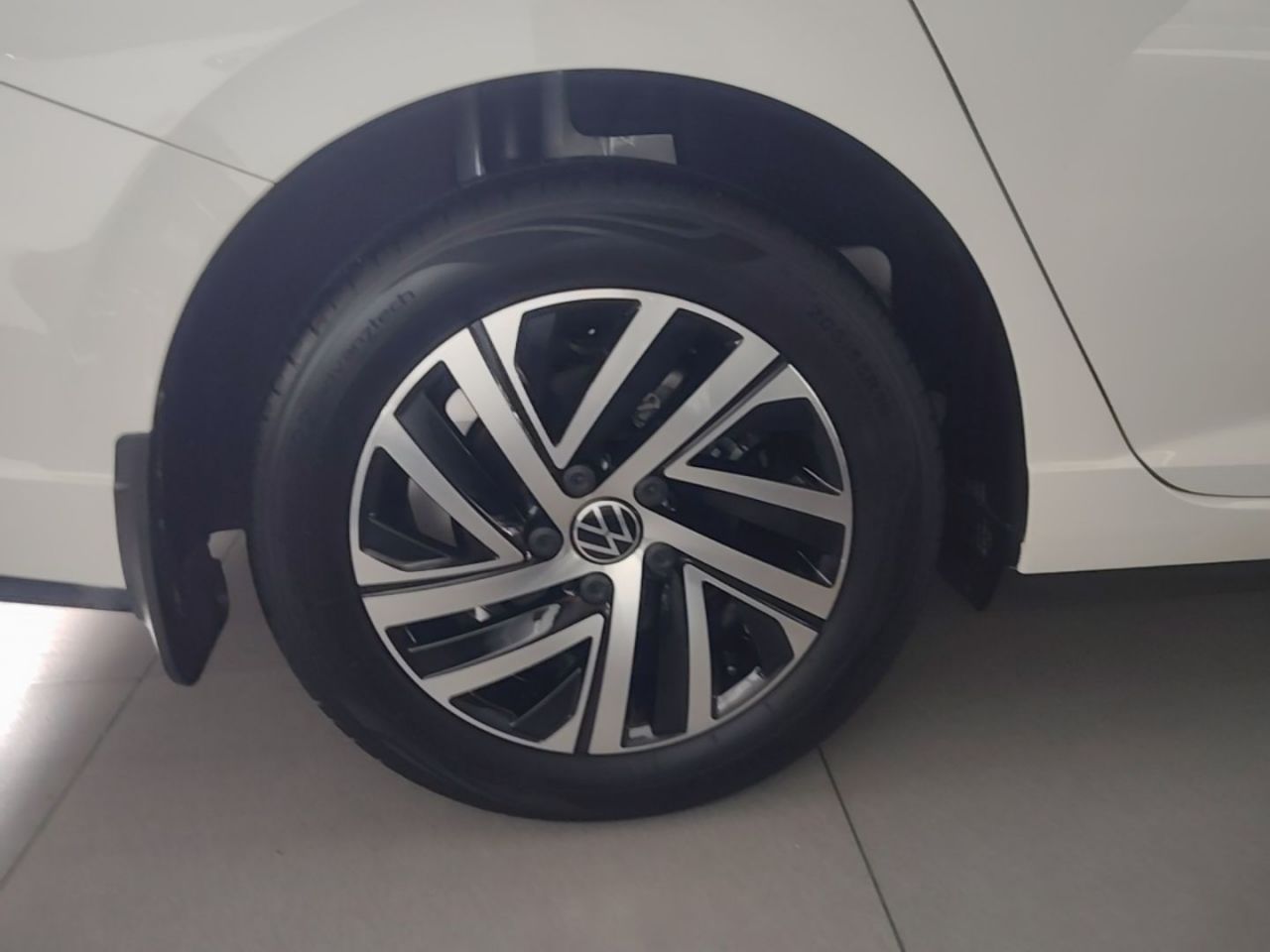 Lavida 2024 1.5L AT photo 5