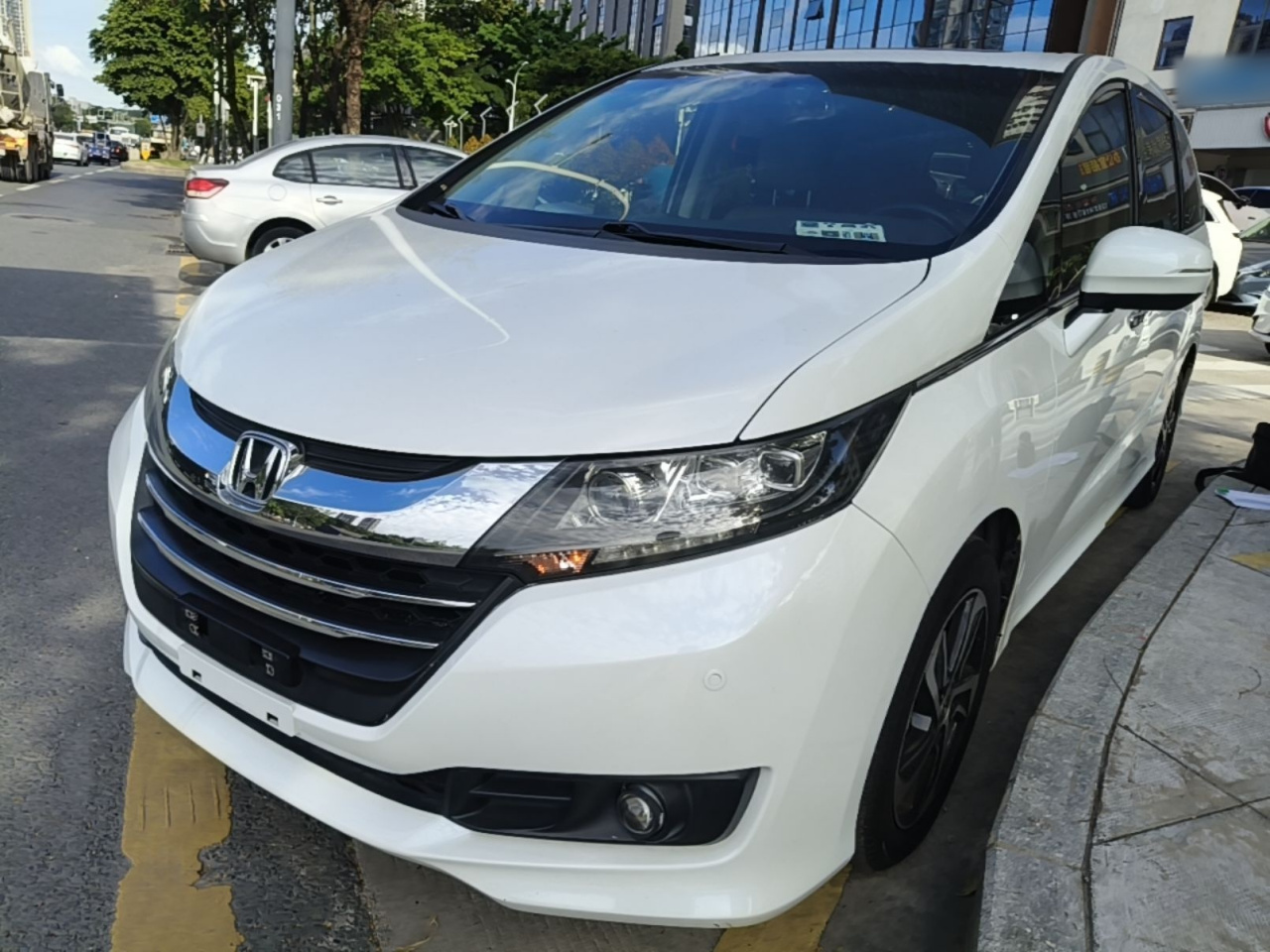 Odyssey 2015 Facelift 2.4L Smart