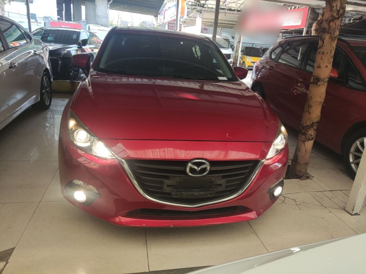3 Axela 2016 Sedan 1.5L AT Luxury photo 2