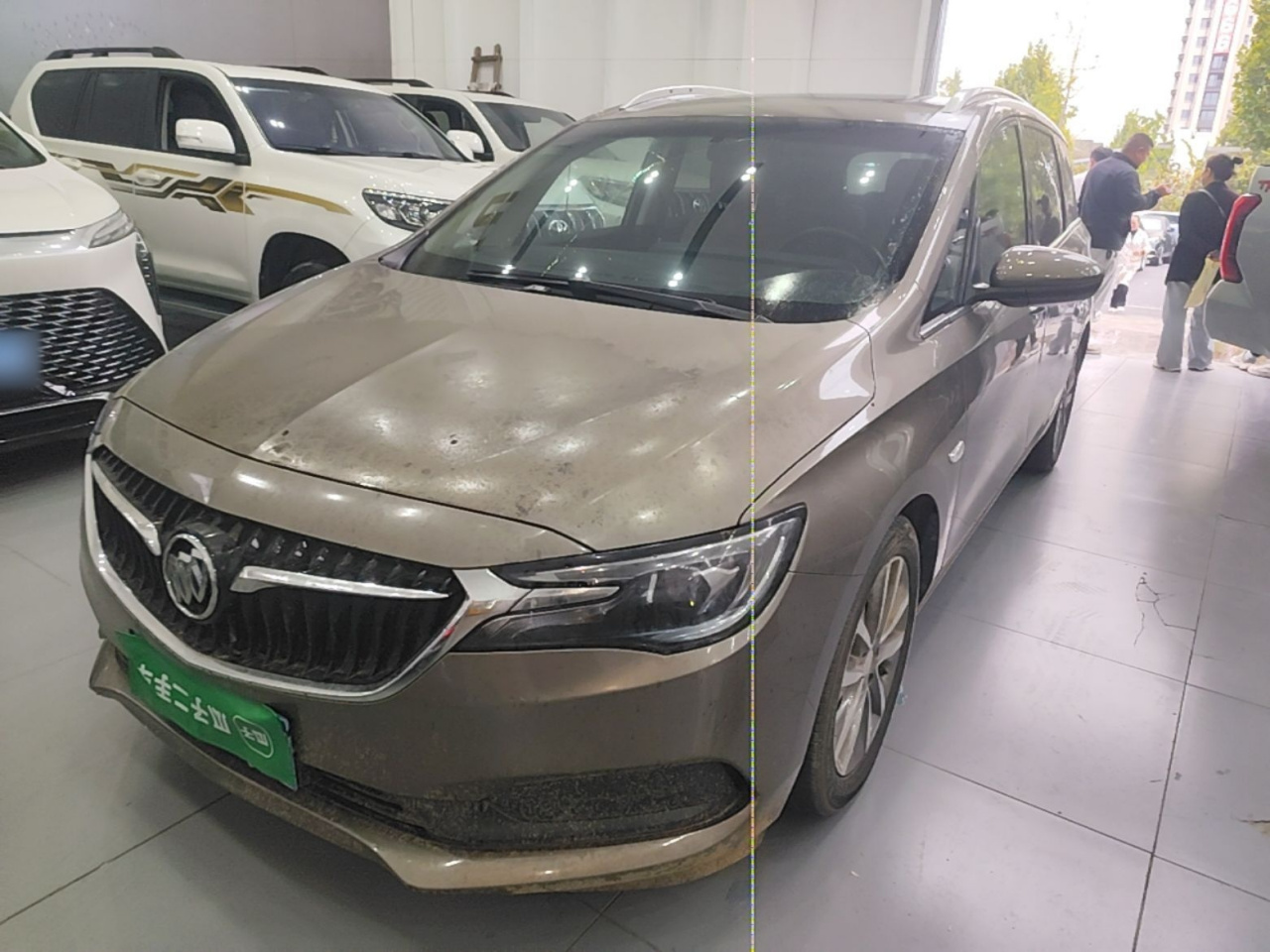 GL6 2021 323T Mild Hybrid Luxury