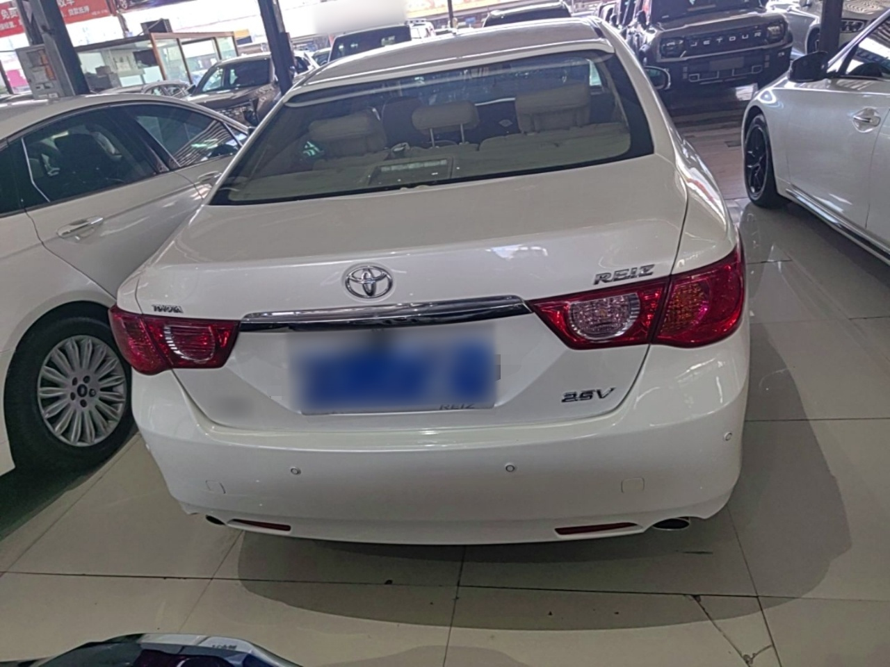 2010 2.5V photo 3