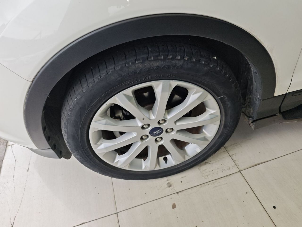Kuga 2015 1.5L GTDi RWD Comfort photo 3