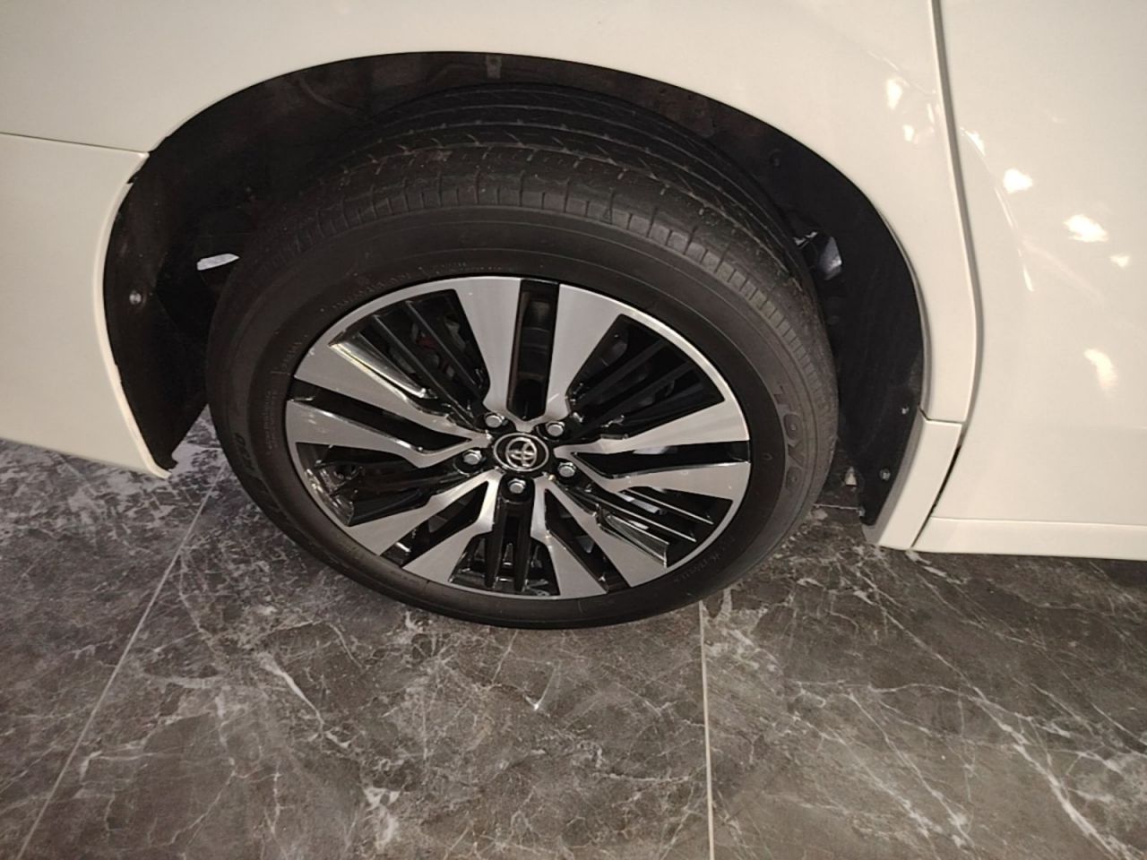 Alphard 2018 Facelift 3.5L Premium photo 3
