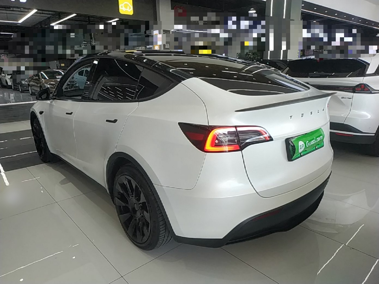 Model Y 2024 RWD photo 4