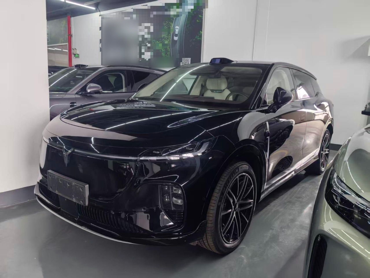 Voyah 2025 AWD Qiankun