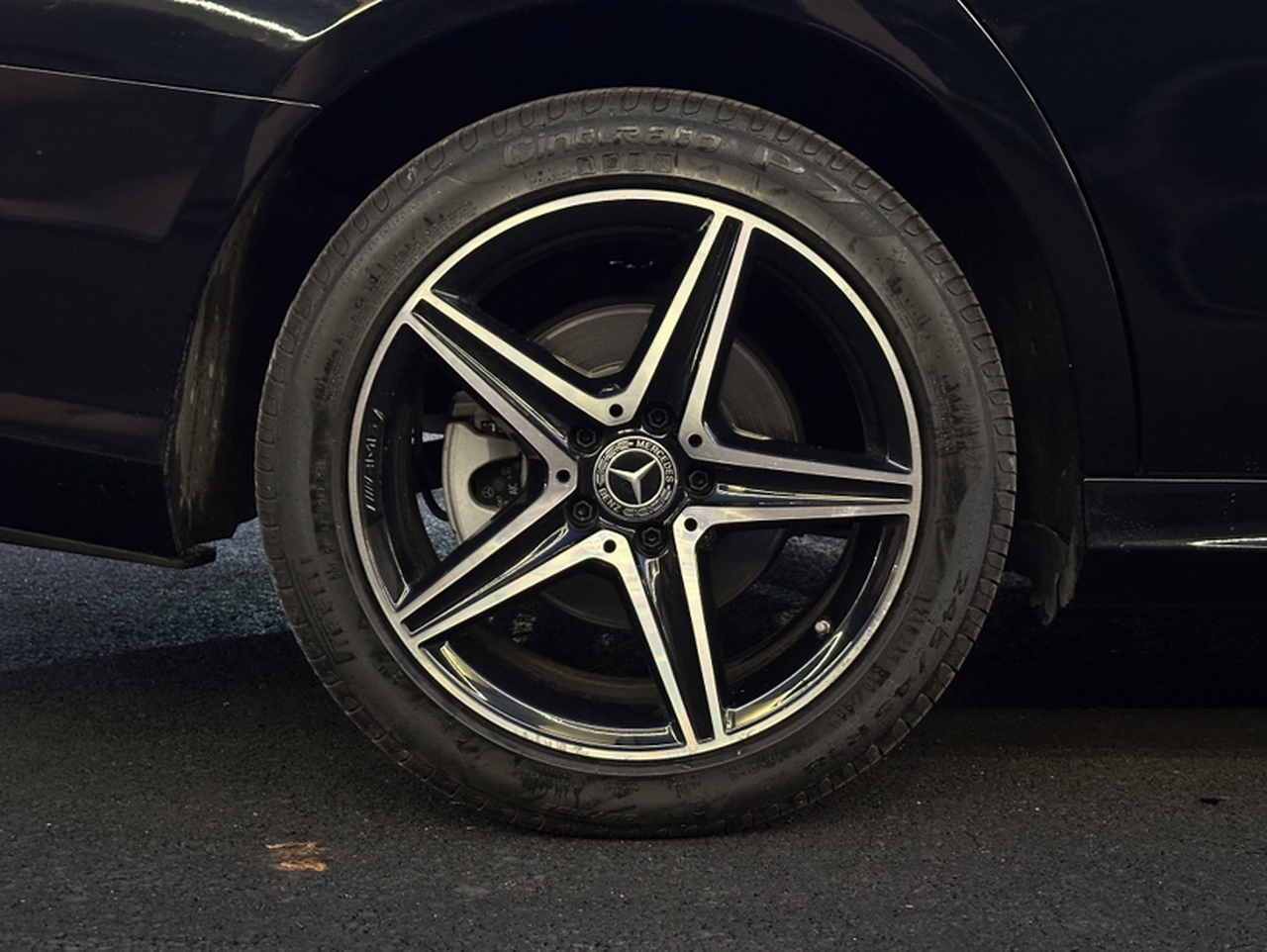 E-Class Imported 2019 E 260 Sport photo 5