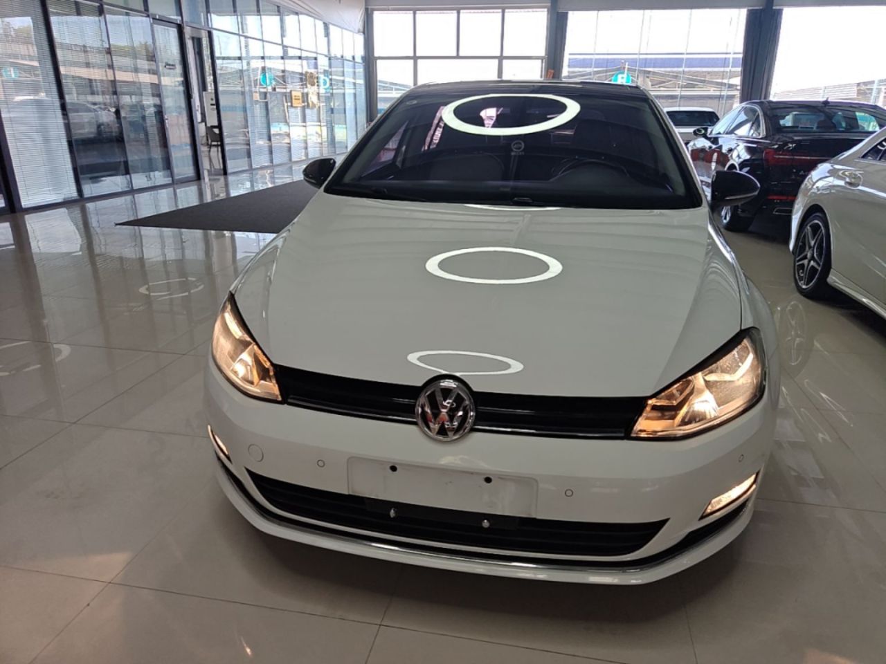 Golf 2017 230TSI AT Luxury Anniversary Edition photo 2
