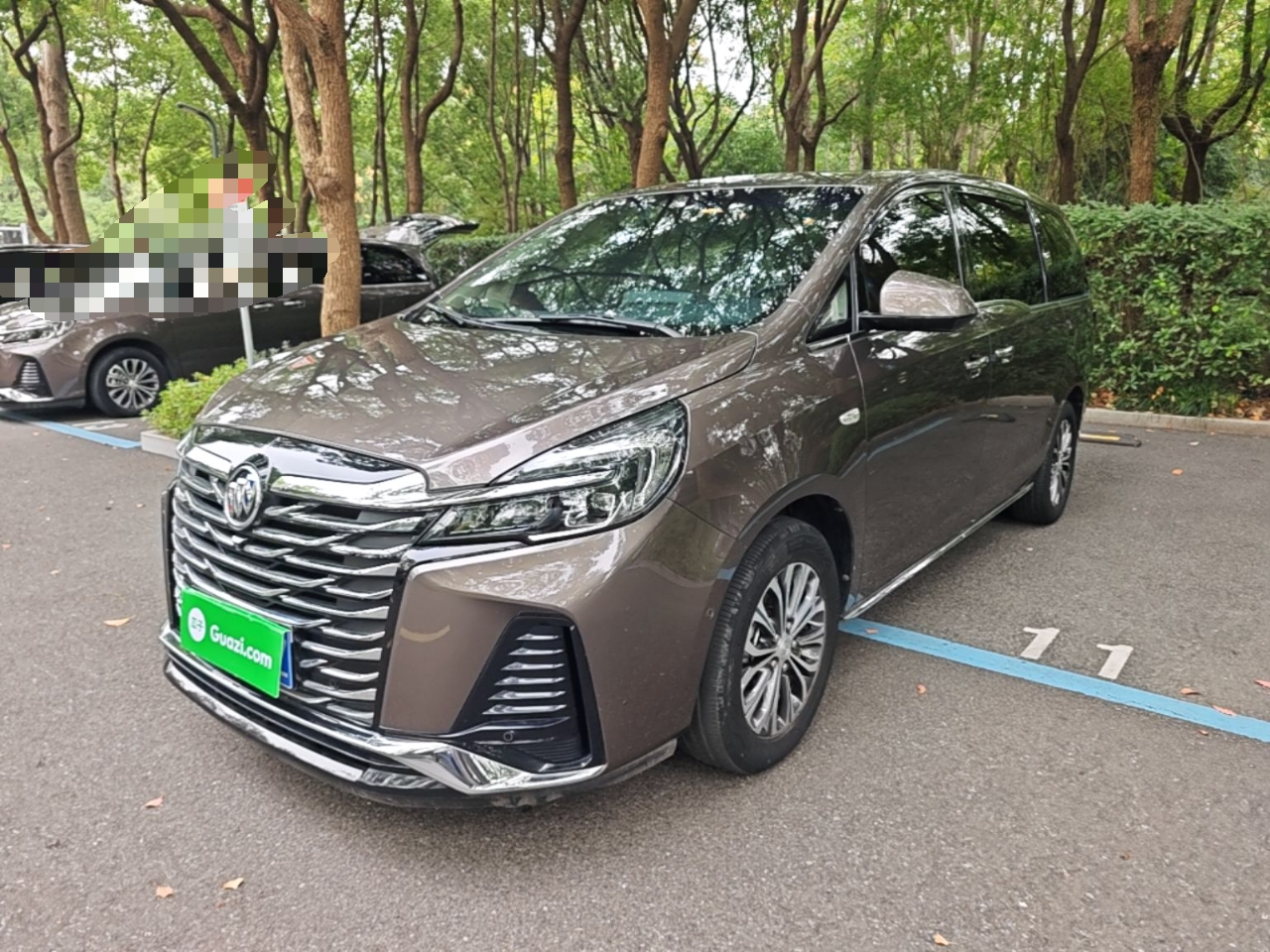 GL8 2023 Premium