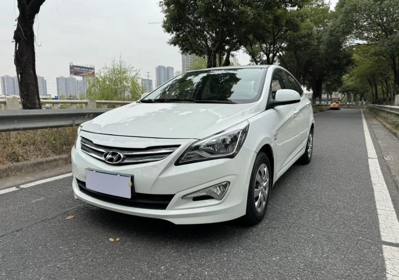 Verna 2016 1.4L MT Smart GLS