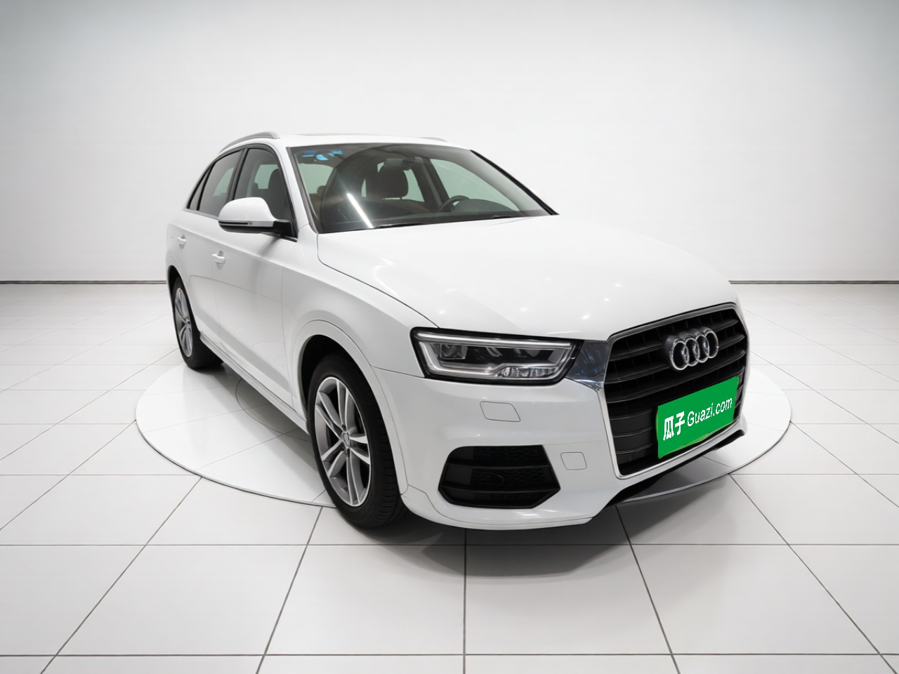 Q3 2017 30 TFSI Fashion photo 3