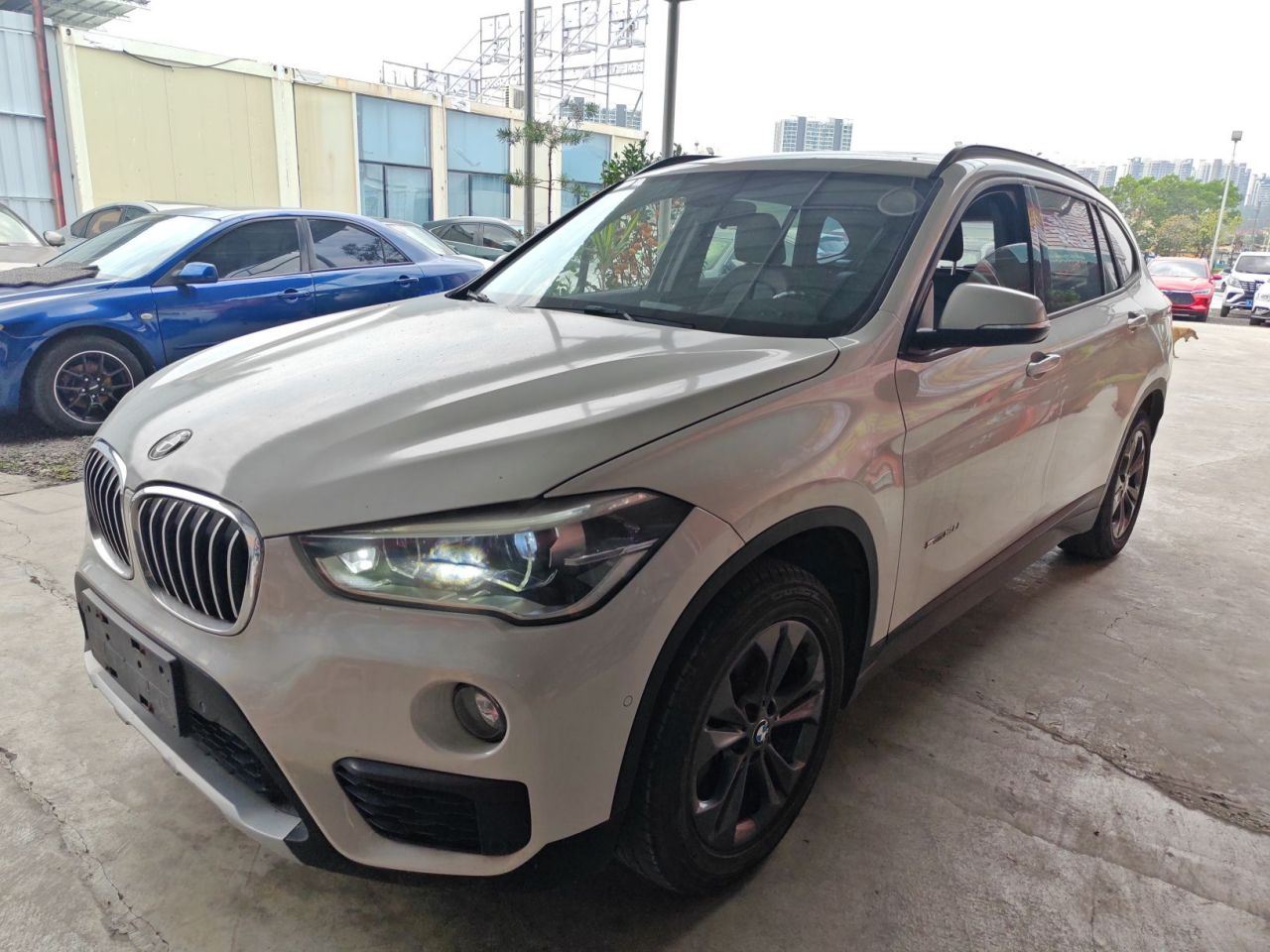 X1 2016 sDrive18Li Exclusive