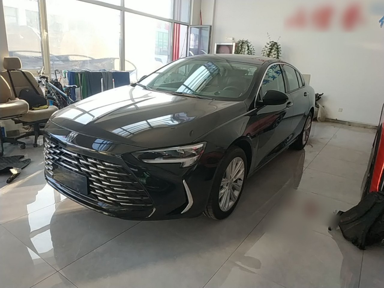 Regal 2024 28T