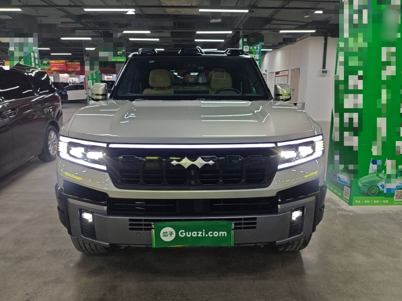 Fang Cheng Bao Leopard 8 2025 Flagship 7-Seater photo 2