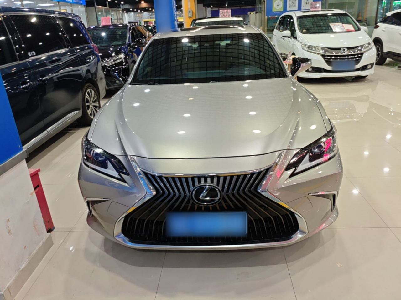 ES 2018 200 Excellence China V photo 2