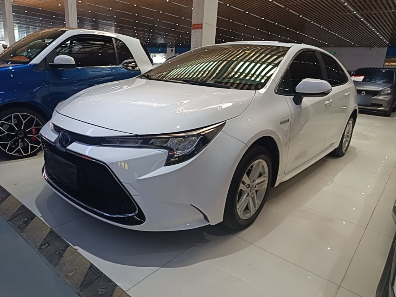 Levin 2022 Hybrid 1.8H E-CVT Luxury